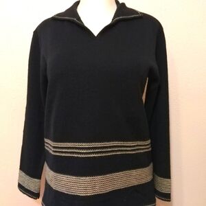 Vantage Fioreblu. Knit Sweater